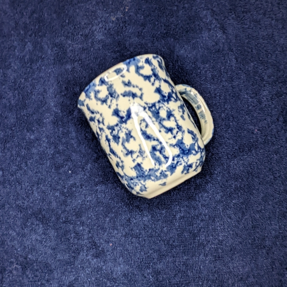 Folkcraft Animals Sponge Tienshan Discontinued mugs